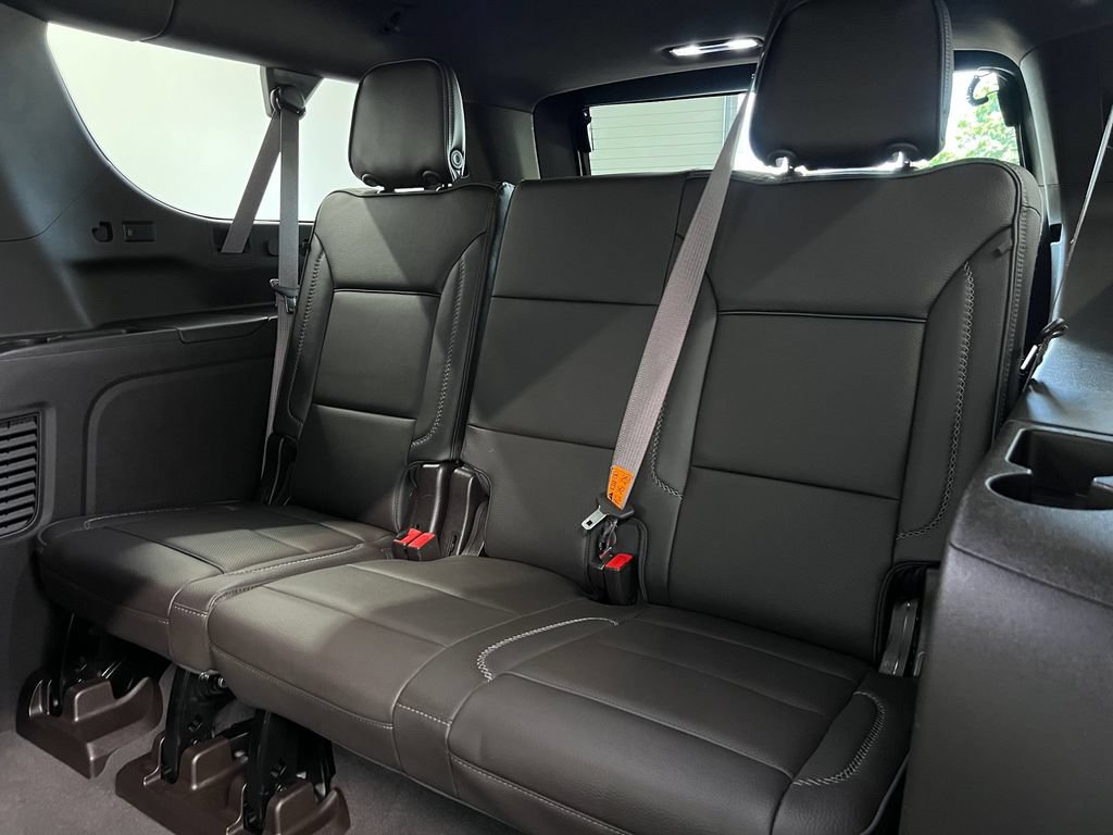 Used 2023 GMC Yukon XL Denali AWD/4WD image 25
