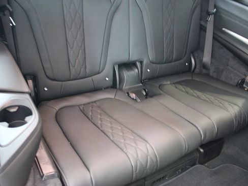 New 2027 BMW X7 M60i AWD/4WD image 24