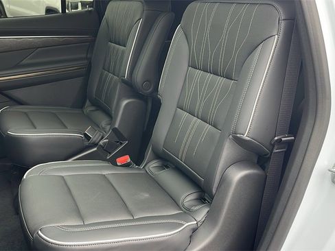 New 2026 Buick Enclave Avenir w/ Super Cruise Package image 14