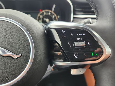 New 2026 Jaguar F-PACE R-Dynamic S image 29