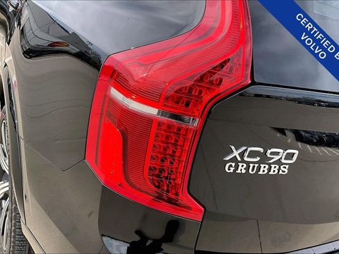 Used 2025 Volvo XC90 T8 Plus w/ Protection Package Premier image 39