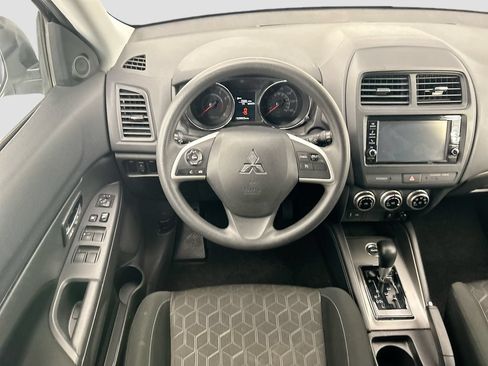 Used 2024 Mitsubishi Outlander Sport ES AWD/4WD image 10