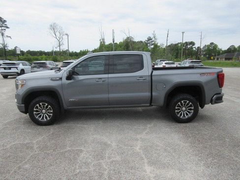 Used 2021 GMC Sierra 1500 AT4 w/ AT4 Value Package AWD/4WD image 8