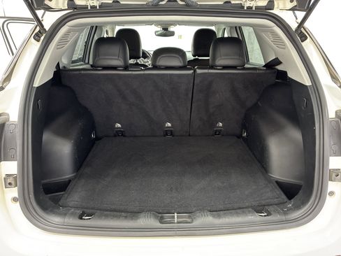 Used 2019 Jeep Compass Latitude AWD/4WD image 9