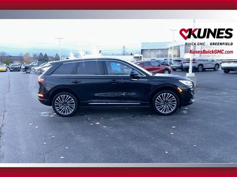 Used 2021 Lincoln Corsair Reserve w/ Equipment Group 201A image 4