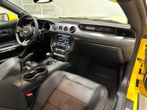 Used 2015 Ford Mustang GT Premium w/ GT Performance Package image 15