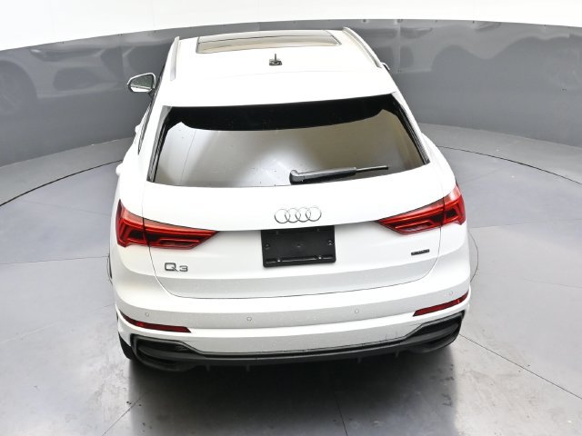 Used 2025 Audi Q3 2.0T Premium w/ Convenience Plus Package AWD/4WD image 39