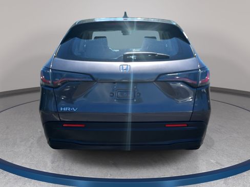 Used 2023 Honda HR-V LX image 6