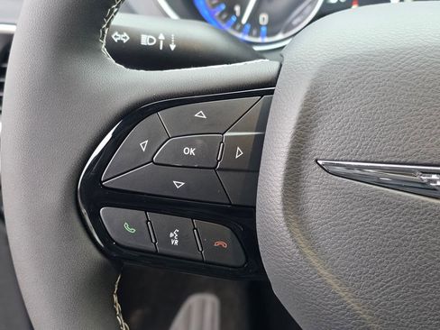 New 2026 Chrysler Pacifica Limited w/ S Appearance Package image 16