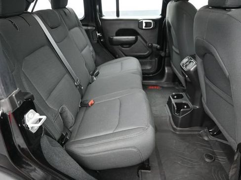 Used 2022 Jeep Wrangler Unlimited Sport AWD/4WD image 14