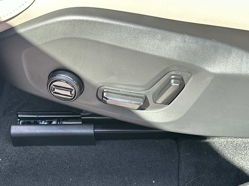 New 2026 Volvo XC60 B5 Core w/ Climate Package image 14