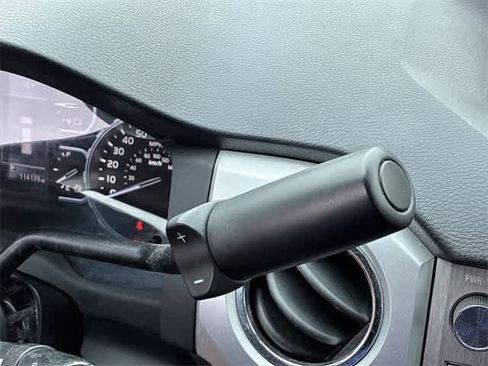 Used 2018 Toyota Tundra SR5 image 34