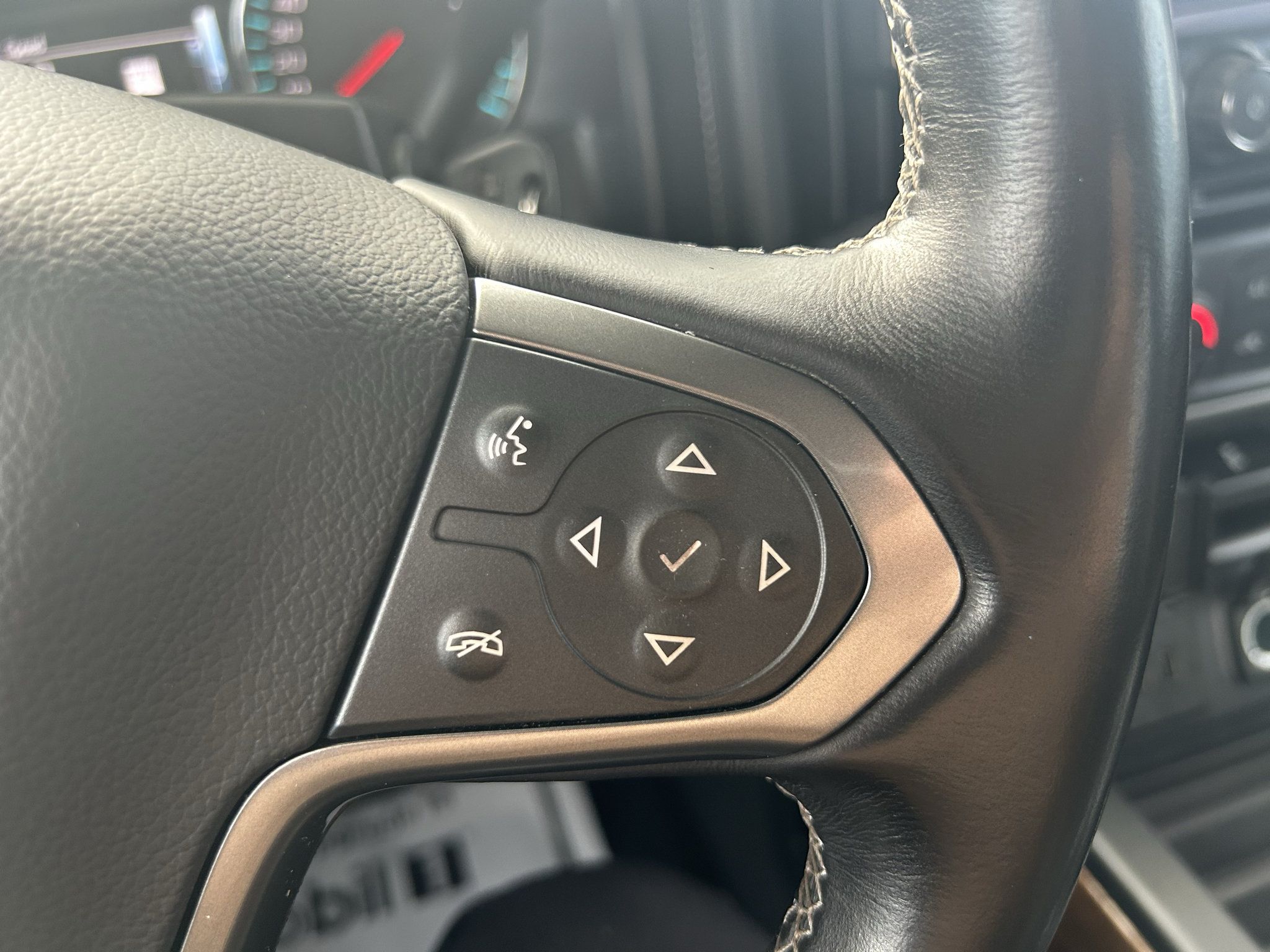Used 2017 Chevrolet Silverado 1500 LTZ w/ Max Trailering Package AWD/4WD image 17