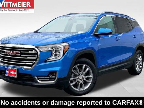 Used 2024 GMC Terrain SLT image 1