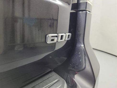 Used 2023 Cadillac Escalade ESV Sport Platinum w/ Heavy-Duty Trailer Package image 5