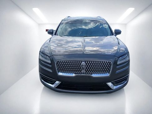 Used 2019 Lincoln Nautilus Reserve FWD image 3