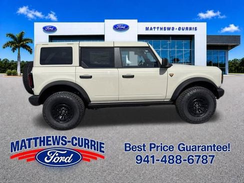 New 2026 Ford Bronco Badlands AWD/4WD image 3