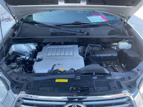 Used 2010 Toyota Highlander Limited image 45