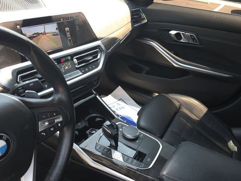 Used 2019 BMW 330i Sedan w/ Premium Package RWD image 19