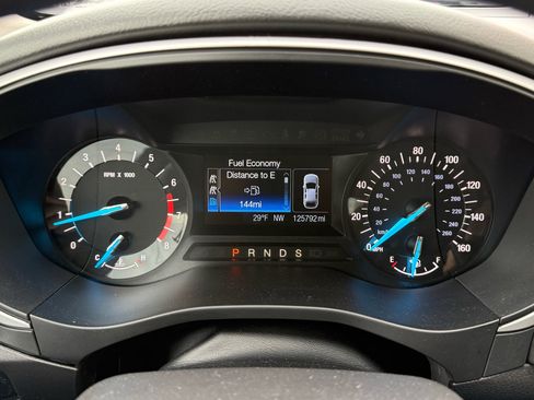 Used 2013 Ford Fusion SE image 20