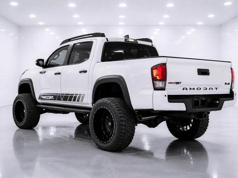 Used 2021 Toyota Tacoma TRD Pro AWD/4WD image 3
