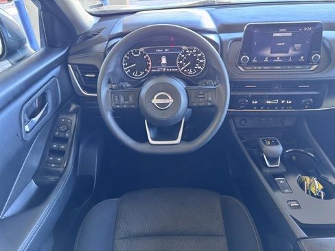Used 2024 Nissan Rogue SV image 14