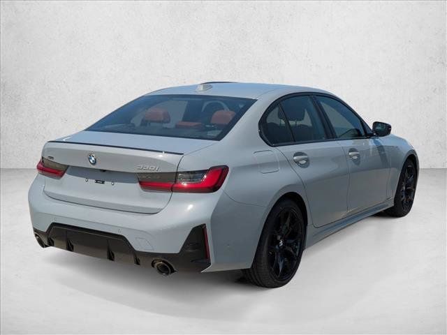 Used 2026 BMW 330i xDrive Sedan w/ M Sport Package AWD/4WD image 2