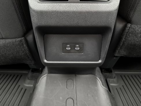 Used 2024 Nissan Rogue SV image 22