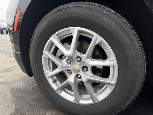 Certified 2024 Chevrolet Equinox LT image 24