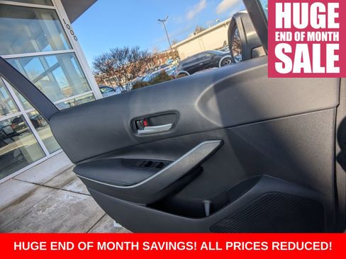 Used 2022 Toyota Corolla SE image 25