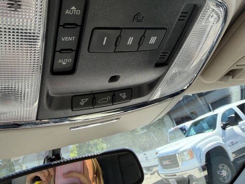 Used 2012 Jeep Grand Cherokee Laredo AWD/4WD image 28