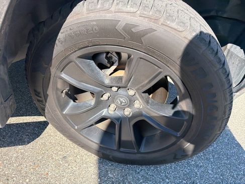 Used 2020 RAM 1500 Big Horn image 12