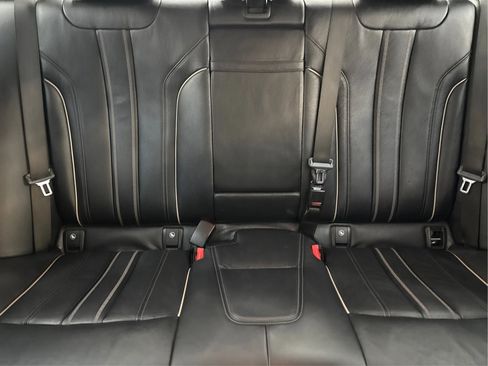 Used 2019 BMW 530i xDrive w/ Convenience Package image 20