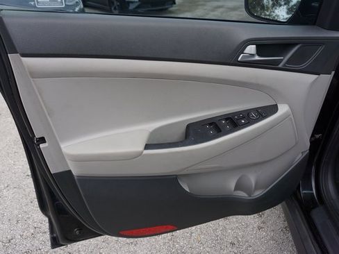 Used 2016 Hyundai Tucson SE w/ Option Group 02 image 12