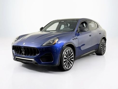 Used 2025 Maserati Grecale Modena AWD/4WD image 2