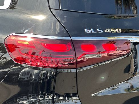 New 2026 Mercedes-Benz GLS 450 4MATIC image 14
