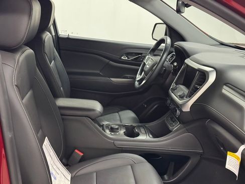 Certified 2023 GMC Acadia SLT w/ Trailering Package image 27