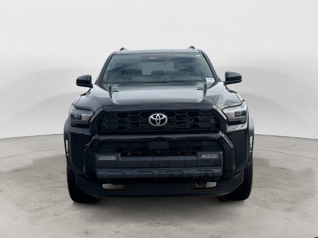 Used 2025 Toyota 4Runner TRD Off-Road Premium AWD/4WD image 2