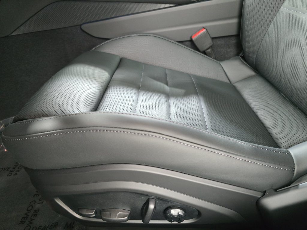 New 2026 Porsche Panamera 4 AWD/4WD image 23
