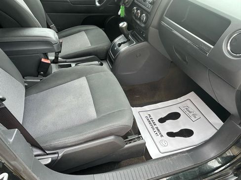 Used 2013 Jeep Compass Latitude w/ Premium Sound Group FWD image 12