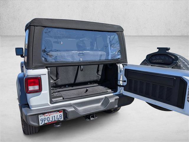 Used 2024 Jeep Wrangler Sport AWD/4WD image 6