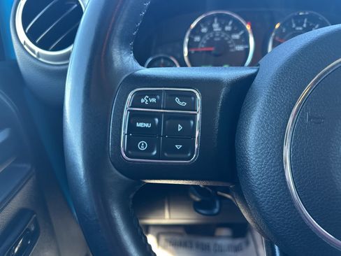 Used 2018 Jeep Wrangler Unlimited Rubicon w/ Cold Weather Group AWD/4WD image 52