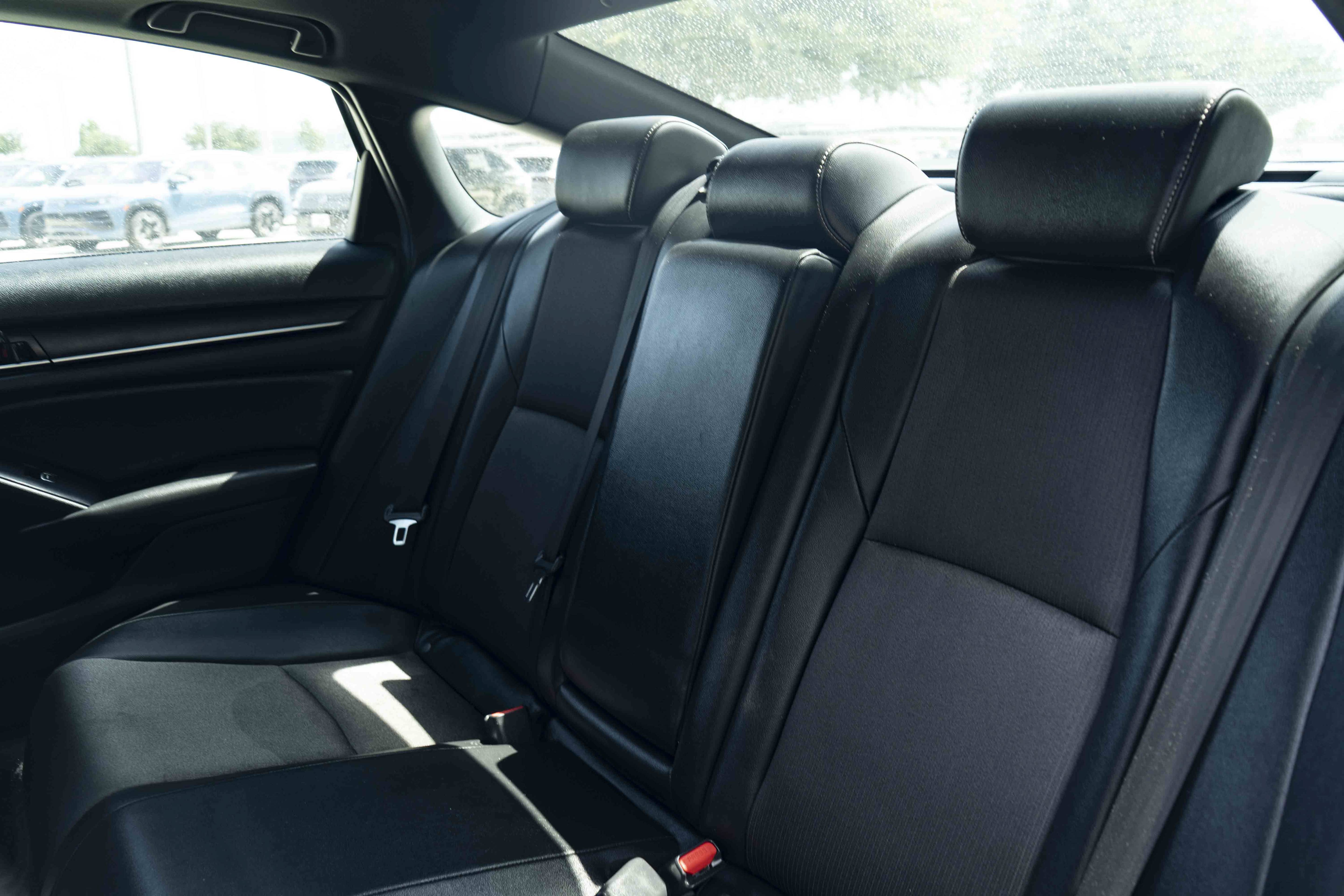 Used 2020 Honda Accord Sport image 18