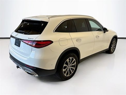 Certified 2025 Mercedes-Benz GLC 300 4MATIC image 5