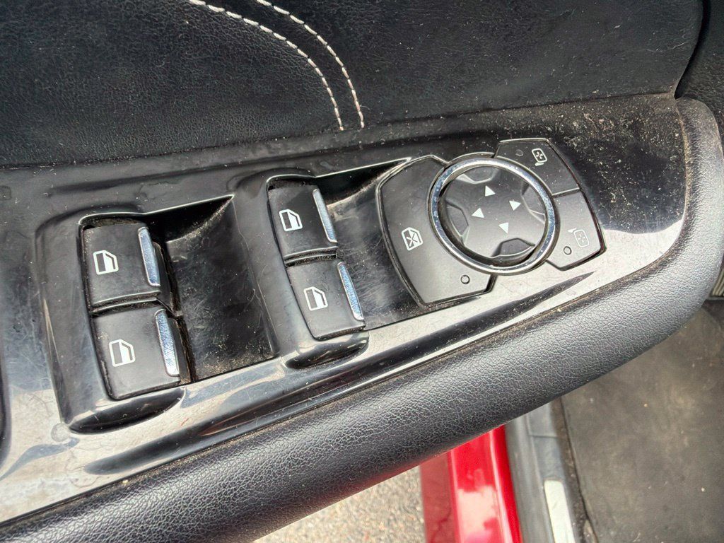 Used 2016 Ford Edge Titanium w/ Technology Package AWD/4WD image 18