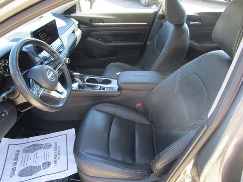 Used 2023 Nissan Altima 2.5 SL AWD/4WD image 13