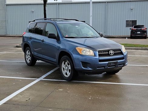 Used 2010 Toyota RAV4 2WD image 3