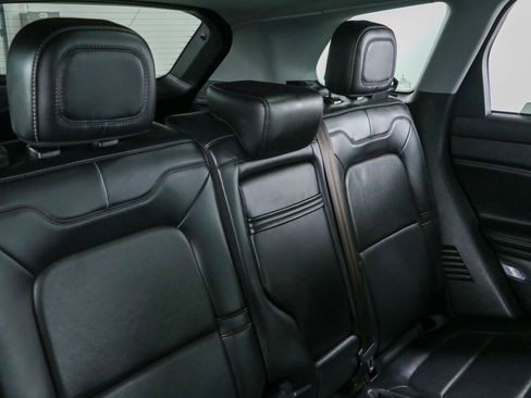 Used 2021 Lincoln Corsair AWD w/ Premium Package image 28