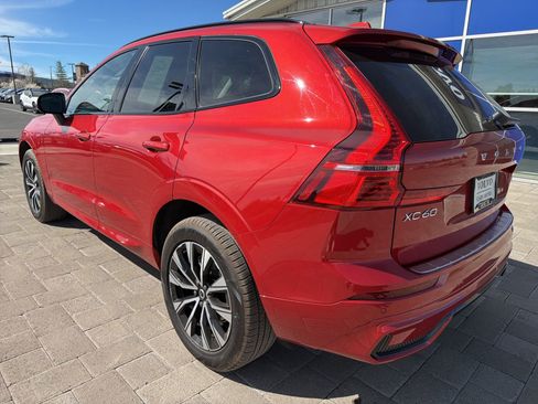 Certified 2025 Volvo XC60 B5 Core w/ Protection Package Premier AWD/4WD image 5