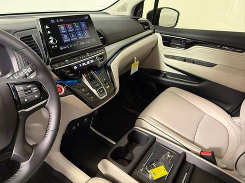 Used 2026 Honda Odyssey Touring image 26